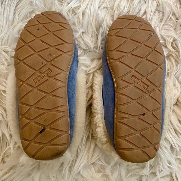 L.L. Bean Blue Suede Sheepskin Women’s Slippers! Size 7. EUC! - Picture 3 of 4